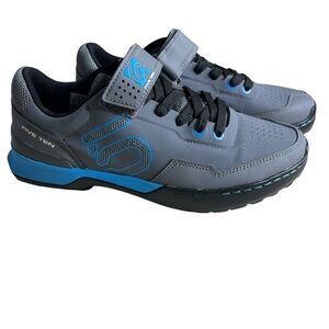 NWT Five Ten Kestrel Lace Mountain Bike Shoes. Women’s size 8